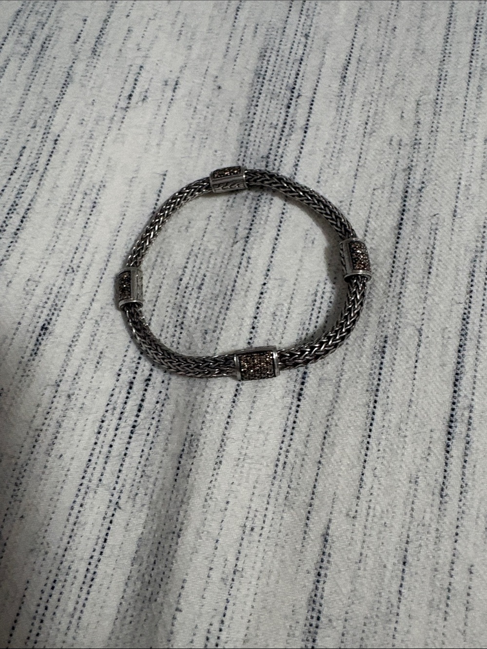 John Hardy women’s small Silver Woven Chain Bracelet with diamond Pavé Accents